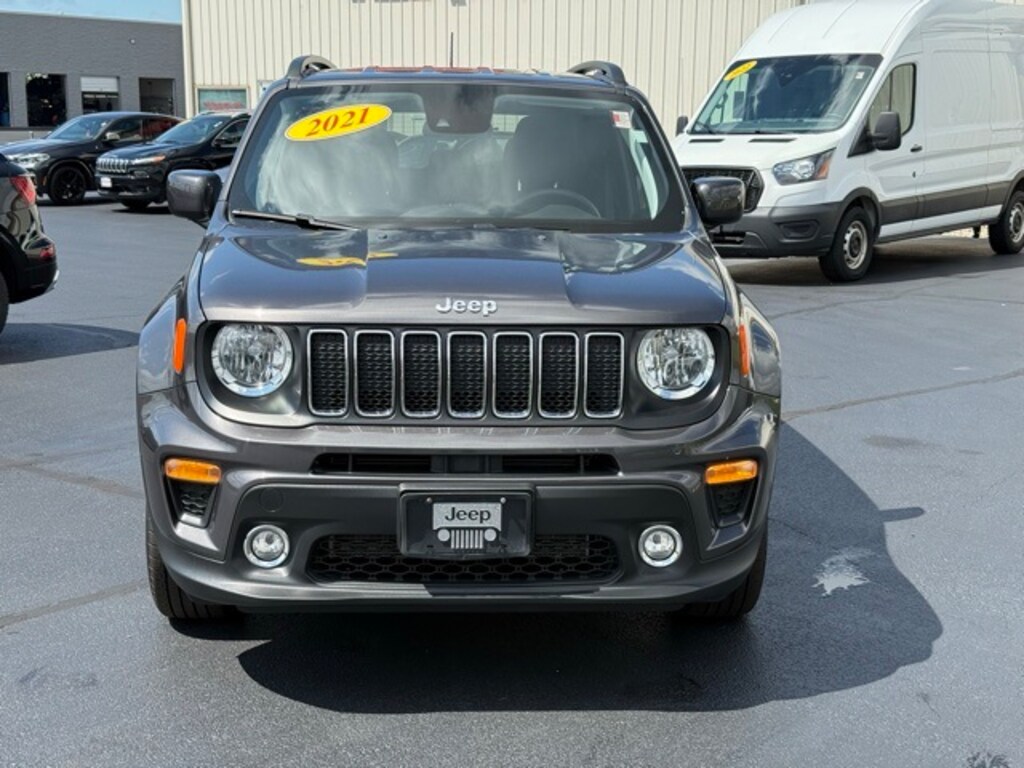 Used 2021 Jeep Renegade Latitude SUV