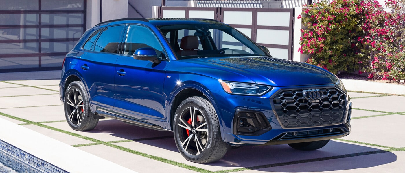 2025 Audi Q5 Exterior Parked In Driveway Side View