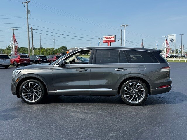 2020 Lincoln Aviator Reserve photo 2