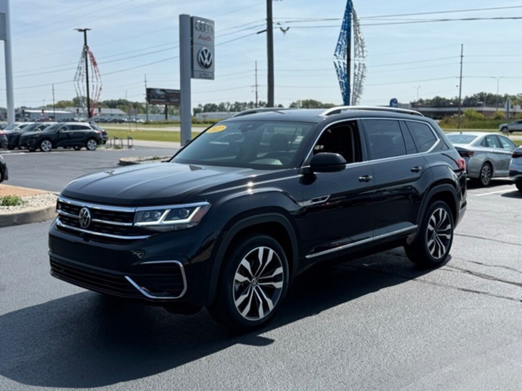 Used 2022 Volkswagen Atlas 3.6L V6 SEL Premium R-Line SUV