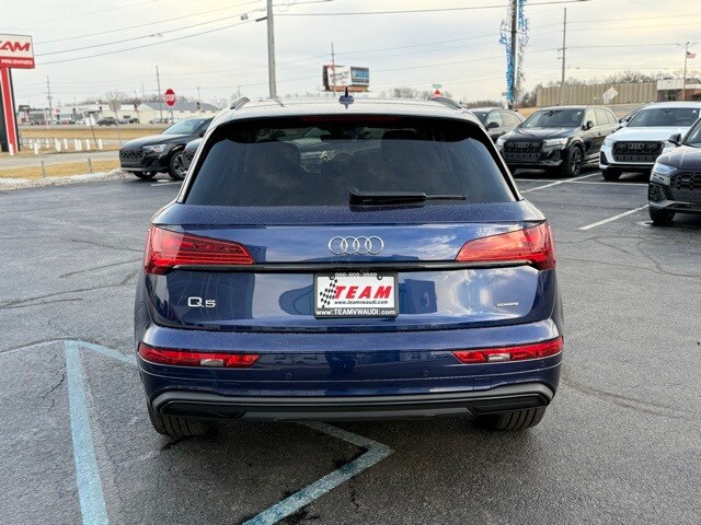 2025 Audi Q5 40 Premium photo 4