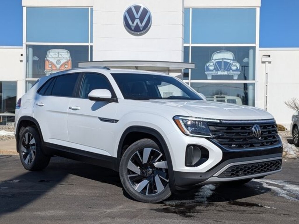 New 2026 Volkswagen Atlas Cross Sport 2.0T SE w/Technology SUV