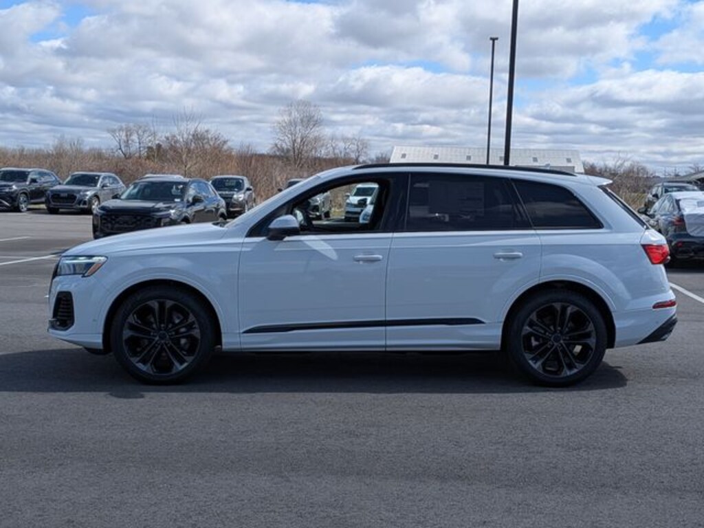 New 2026 Audi Q7 55 Premium Plus SUV
