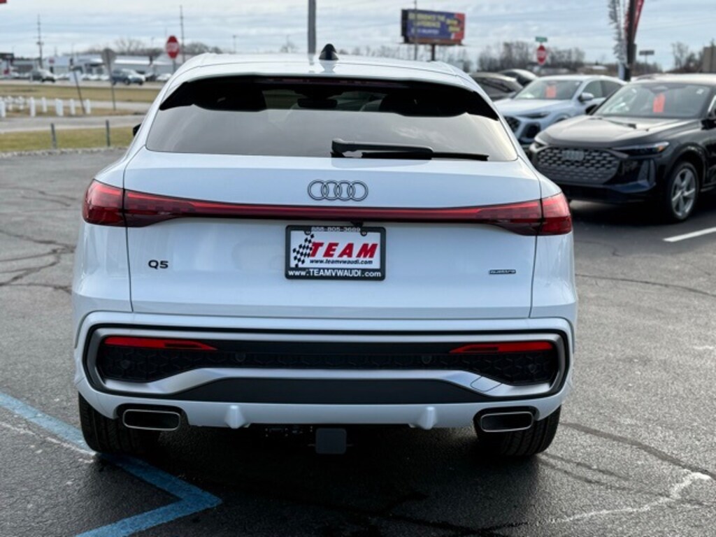 New 2025 Audi Q5 2.0T Premium Plus SUV