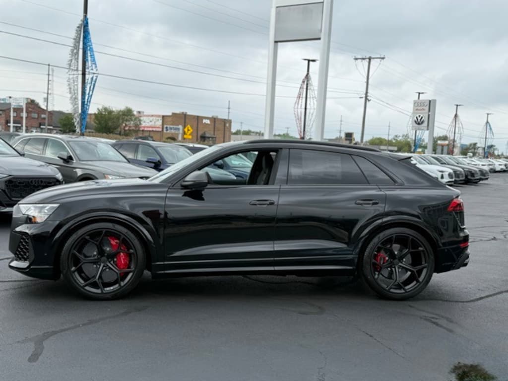New 2026 Audi RS Q8 4.0T SUV
