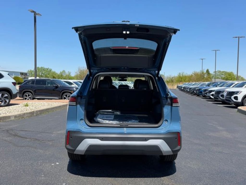 New 2026 Volkswagen Tiguan 2.0T SE SUV