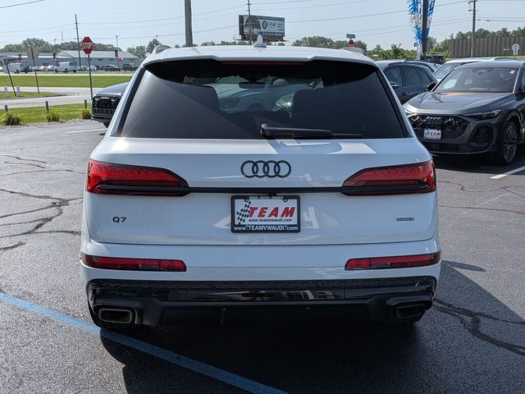 New 2026 Audi Q7 55 Premium Plus SUV