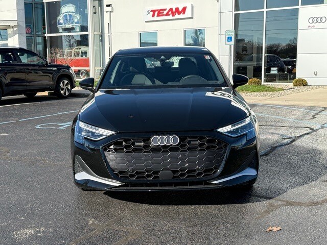 2025 Audi A3 2.0T Premium photo 2