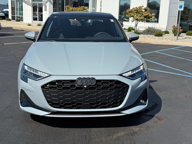 2025 Audi A3 40 Premium Plus photo 2