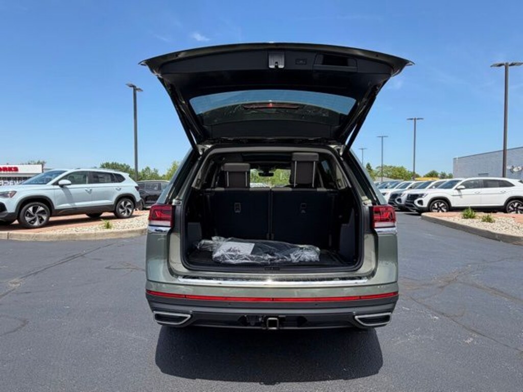 New 2026 Volkswagen Atlas 2.0T SEL SUV