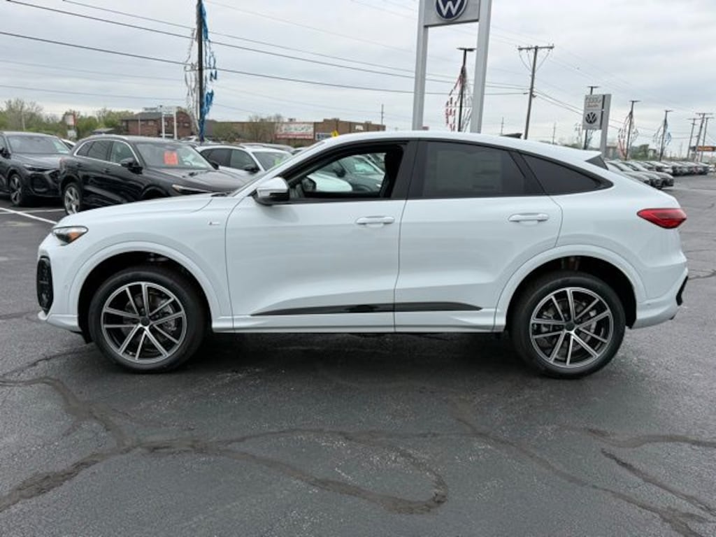 New 2026 Audi Q5 2.0T Premium Plus SUV