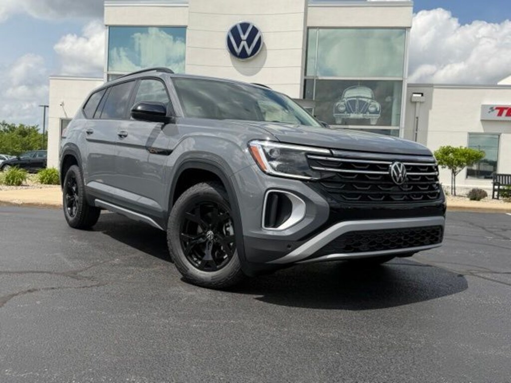 New 2026 Volkswagen Atlas 2.0T Peak Edition SUV