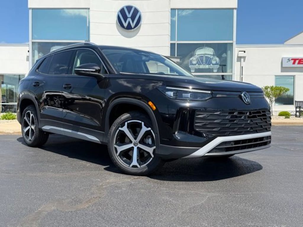 New 2026 Volkswagen Tiguan 2.0T SE SUV