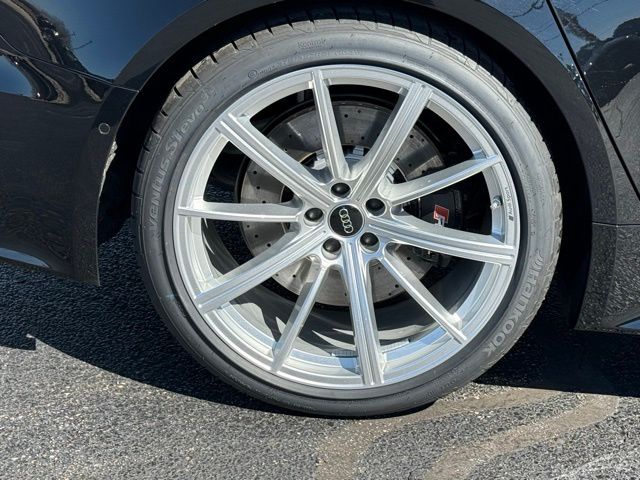 2025 Audi RS 7 Base - Photo 6