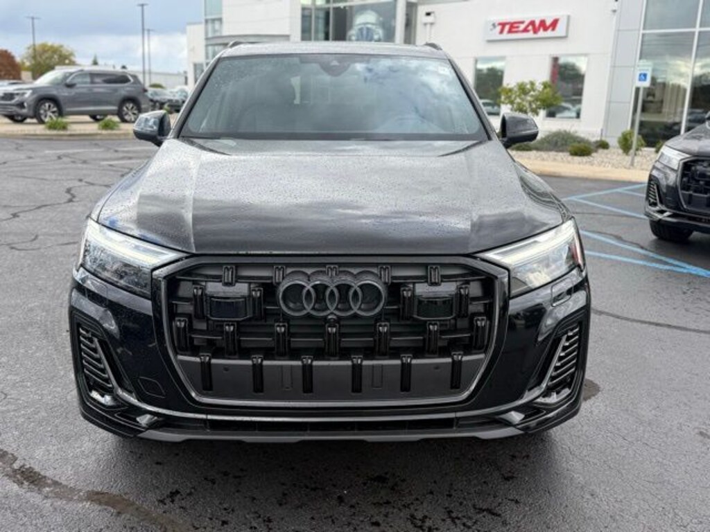 New 2026 Audi Q7 SUV
