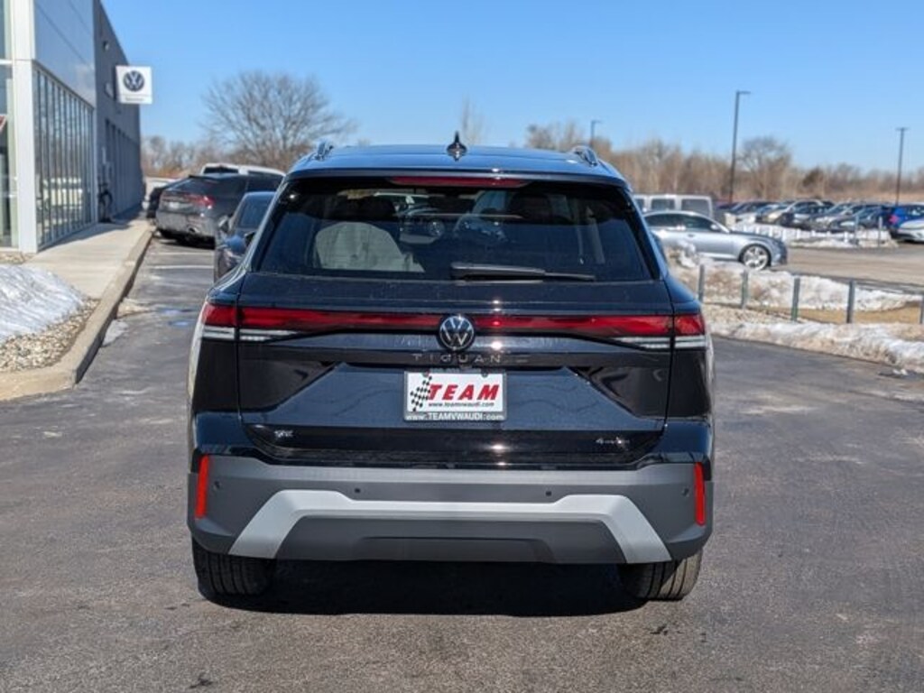 New 2026 Volkswagen Tiguan 2.0T SE SUV