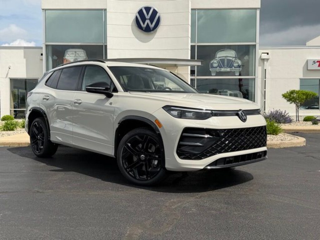 New 2026 Volkswagen Tiguan 2.0T SE R-Line Black SUV