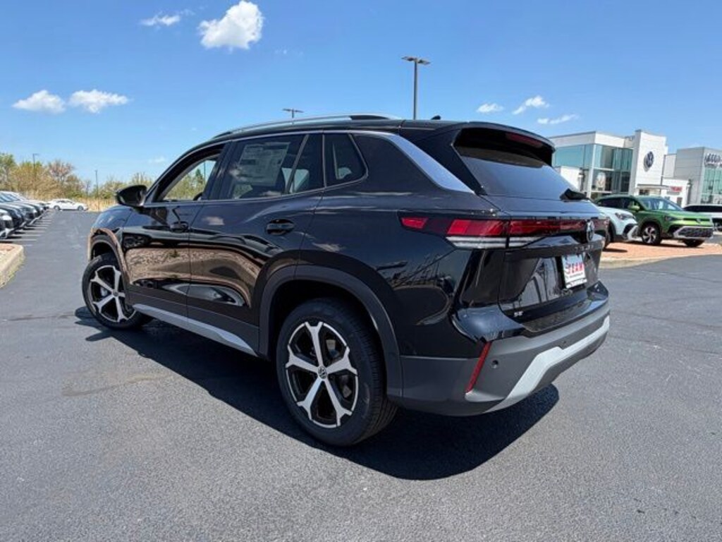 New 2026 Volkswagen Tiguan 2.0T SE SUV