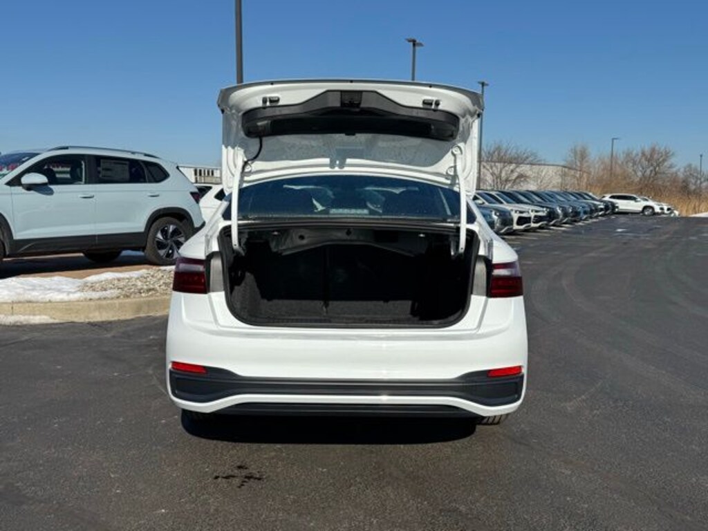 New 2026 Volkswagen Jetta 1.5T Sport Sedan