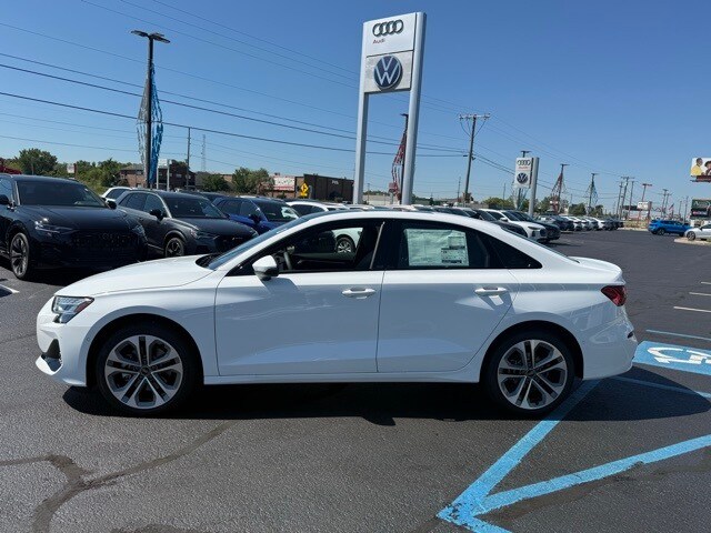 2025 Audi A3 2.0T Premium photo 3