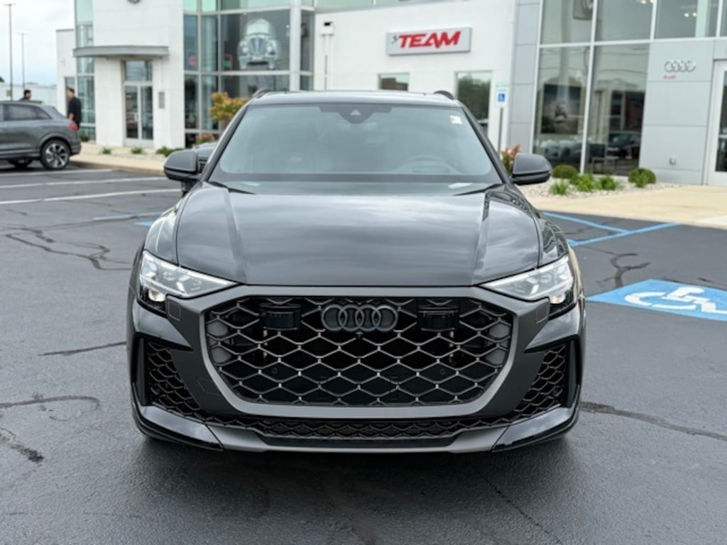 New 2026 Audi RS Q8 4.0T SUV