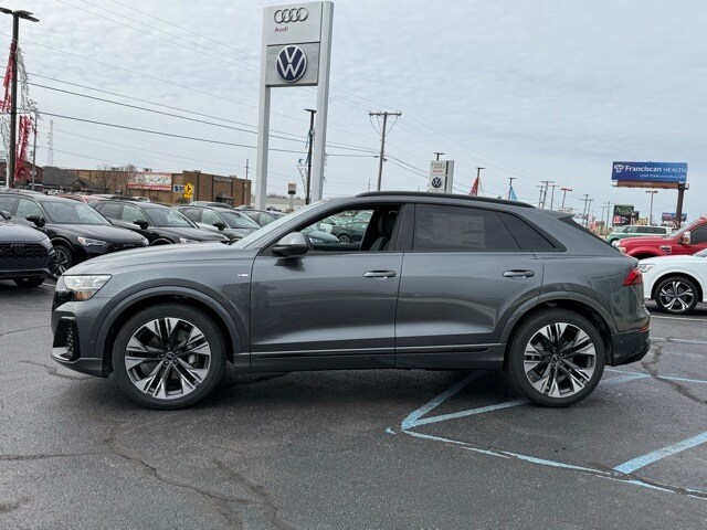 2025 Audi Q8 55 Prestige photo 3