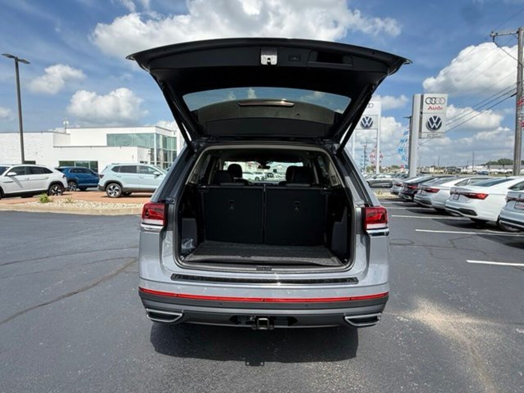 New 2026 Volkswagen Atlas 2.0T SE w/Technology SUV