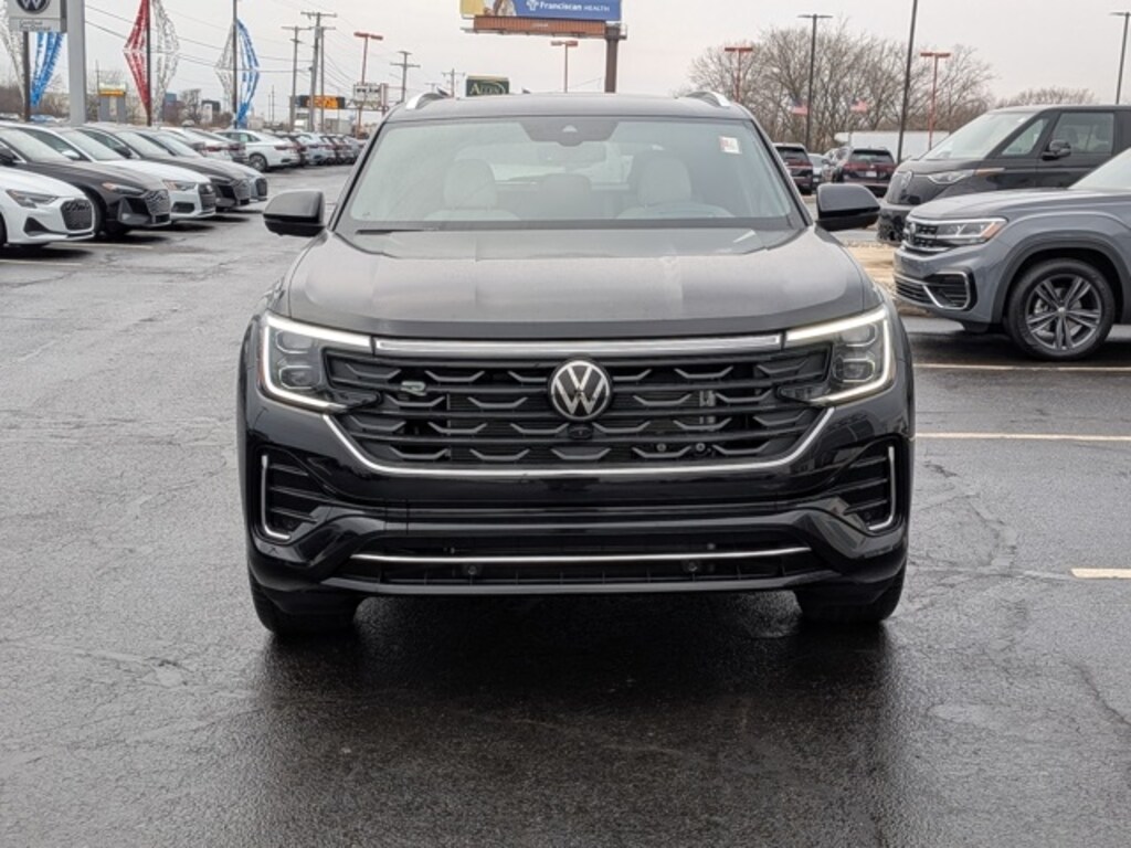 New 2026 Volkswagen Atlas Cross Sport 2.0T SEL Premium R-Line SUV