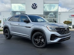 2026 Volkswagen Atlas Cross Sport 2.0T SEL R-Line Black SUV