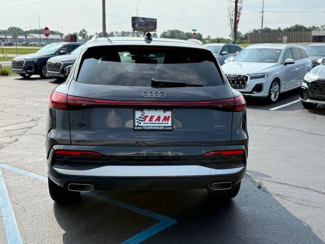 2025 Audi Q5 2.0T Premium Plus photo 4