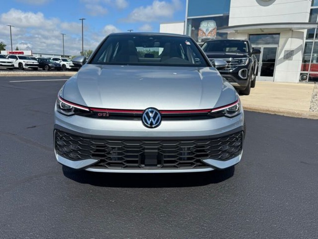 New 2025 Volkswagen Golf GTI 2.0T SE Hatchback