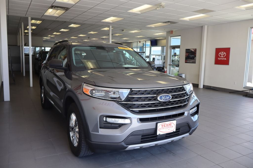 Used 2022 Ford Explorer XLT SUV