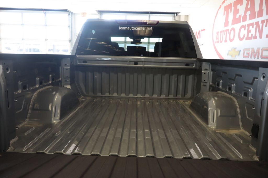 2026 GMC Sierra 1500 SLE - Photo 16