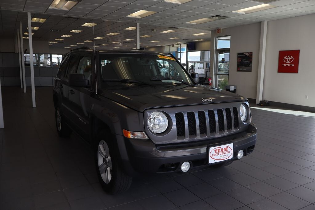 Used 2017 Jeep Patriot Latitude SUV