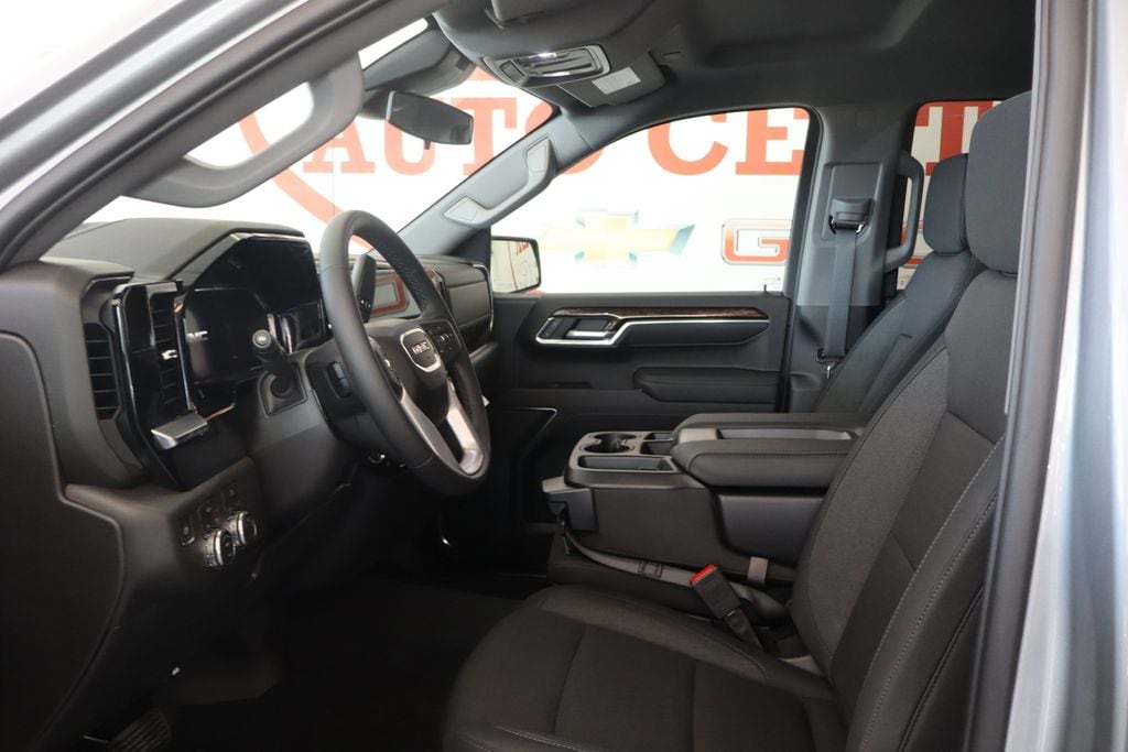 2026 GMC Sierra 1500 SLE - Photo 8