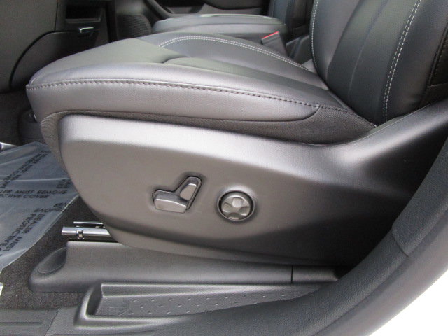2026 Chrysler Pacifica Select - Photo 12