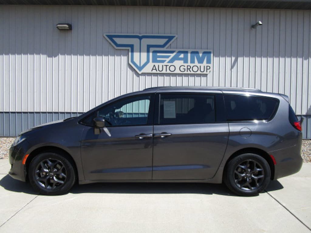 Used 2020 Chrysler Pacifica Touring L Plus Touring L Plus FWD