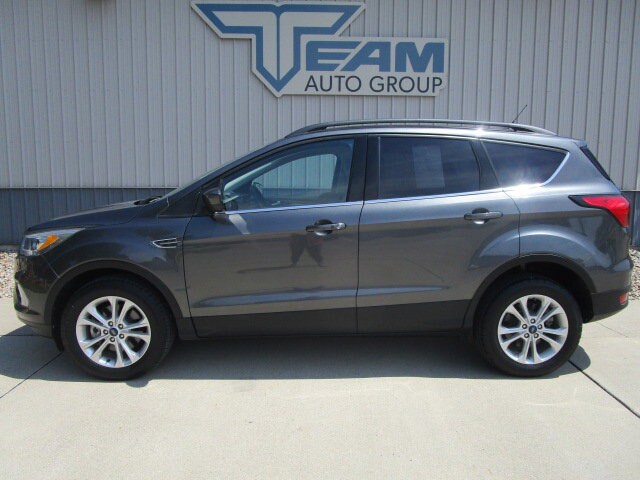 2019 Ford Escape SEL photo 4