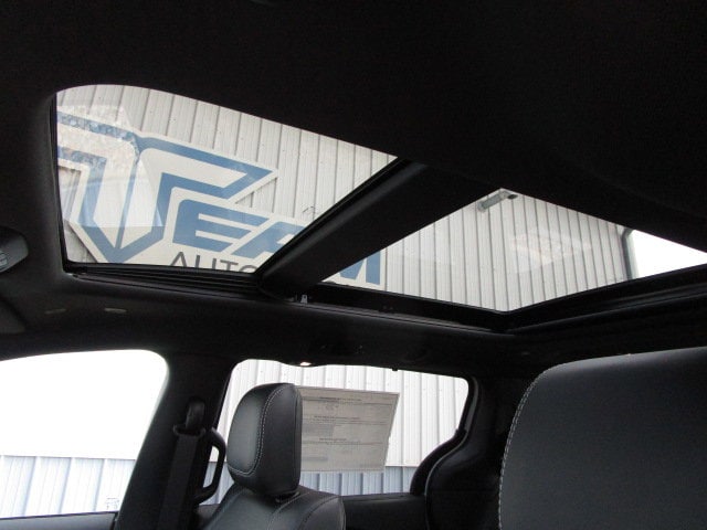 2026 Chrysler Pacifica Select - Photo 15