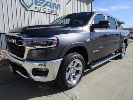 2026 Ram 1500 BIG HORN CREW CAB 4X4 5'7 BOX Pickup