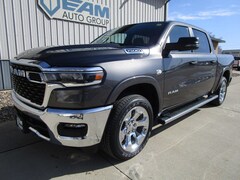 2026 Ram 1500 BIG HORN CREW CAB 4X4 5'7 BOX Pickup