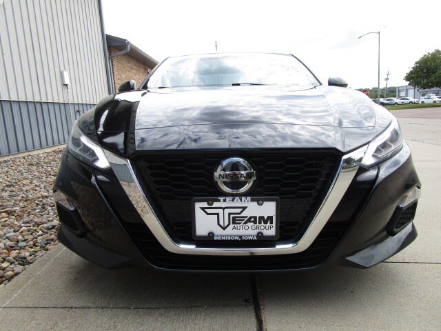 2022 Nissan Altima 2.5 SV photo 2