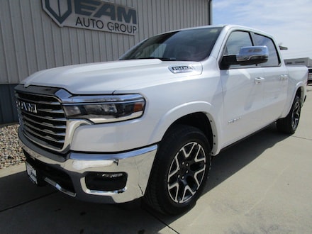2025 Ram 1500 LARAMIE CREW CAB 4X4 5'7 BOX Pickup