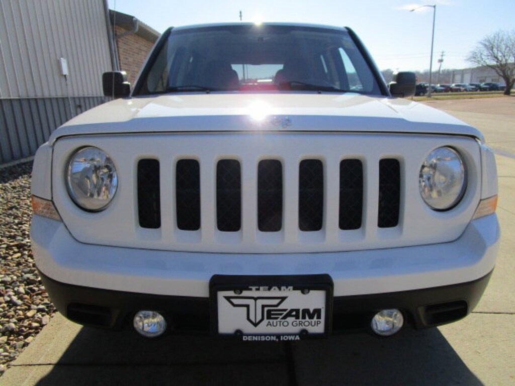 Used 2014 Jeep Patriot Latitude 4WD Latitude