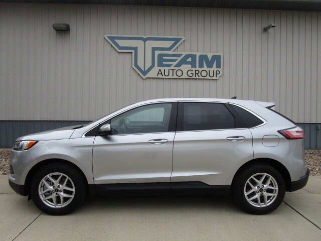 2024 Ford Edge SEL photo 4