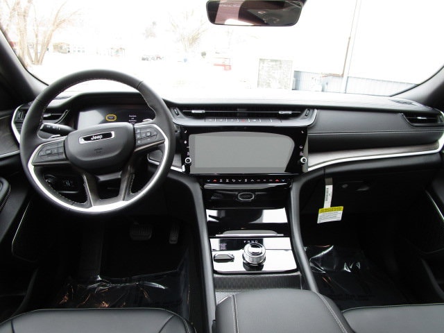 2026 Jeep Grand Cherokee Limited - Photo 12