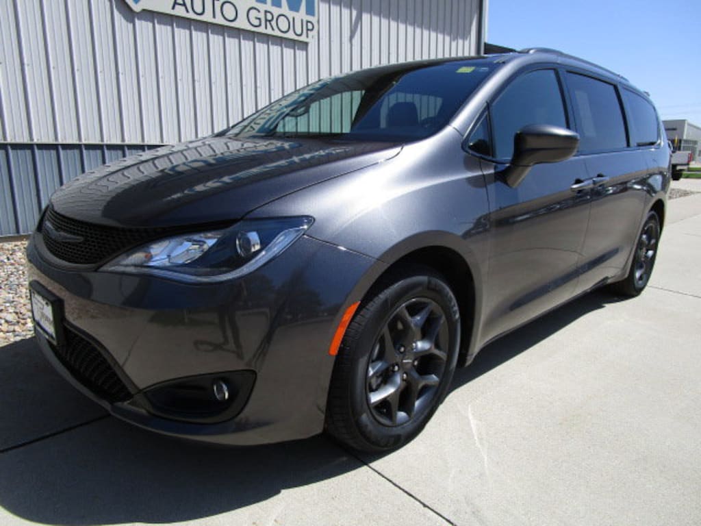 Used 2020 Chrysler Pacifica Touring L Plus Touring L Plus FWD