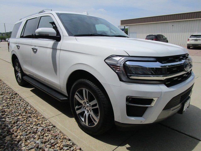 2024 Ford Expedition Limited photo 3