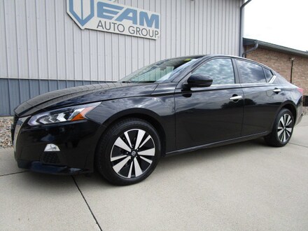 2022 Nissan Altima 2.5 SV Sedan