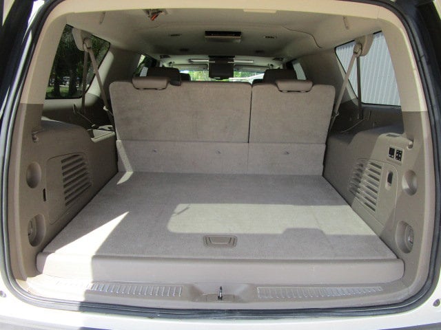 2015 Chevrolet Suburban LTZ - Photo 8